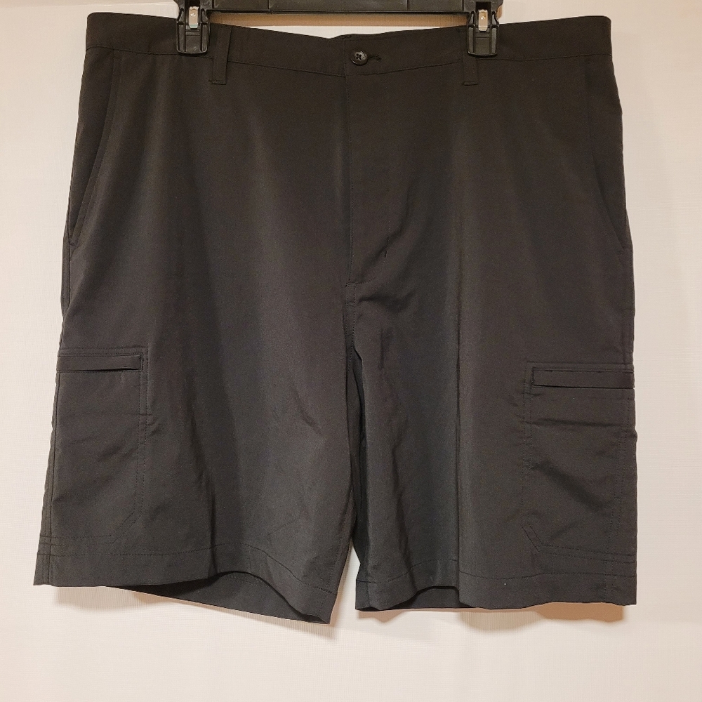 Men's Black Chaps golf shorts